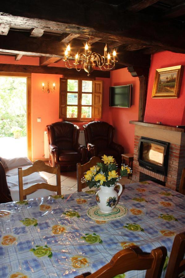 Casa Rural La Torre De Espinama Bagian luar foto
